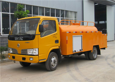 중국 3000L 5000L 작은 유조 트럭, 관 내뿜기를 위한 고압 하수구 청소 트럭 협력 업체
