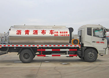중국 Sinotruk Dongfeng 4X2 아스팔트 분배자 트럭, 6.7 CBM 가연 광물 유조 트럭 협력 업체