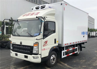 중국 HOWO 4x2는 안 상자 트럭 섬유유리, 트럭 3 톤을 냉장고 냉장했습니다 협력 업체