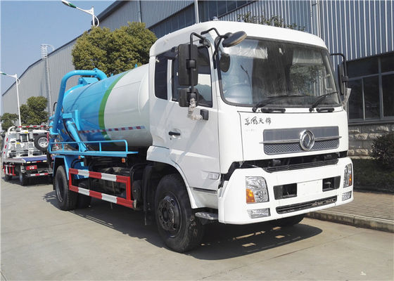주문 하수 오물 유조 트럭, Dongfeng 4x2 6 바퀴 찌끼 흡입 트럭 6000L를 진공 청소기로 청소하십시오 온라인 제조